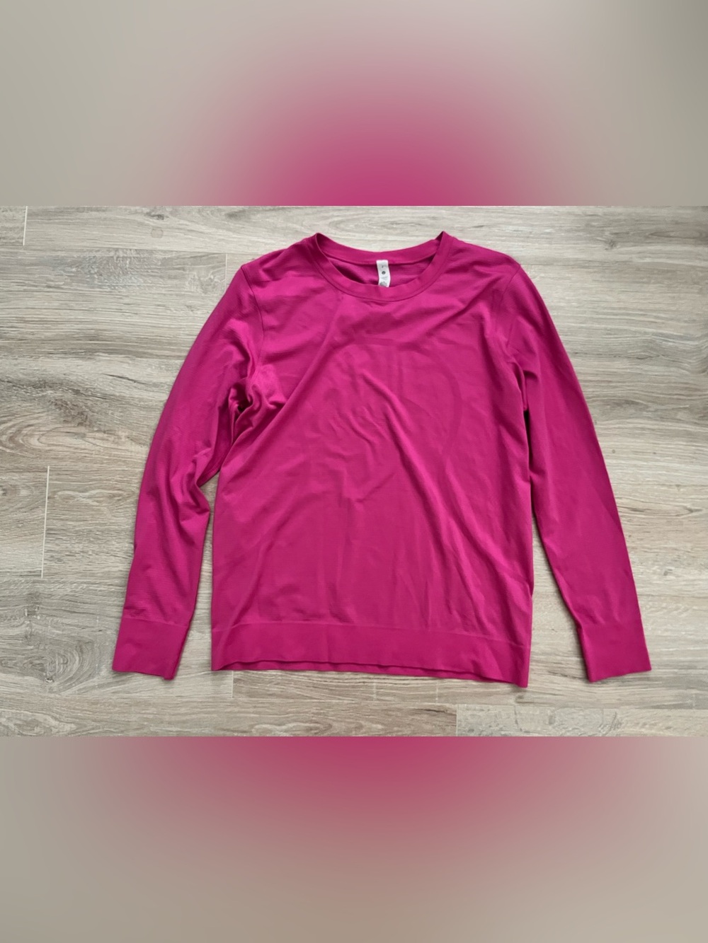 Lululemon Women’s Swiftly Relaxed-Fit Long Sleeve Shirt Fuchsia Pink - Size 8